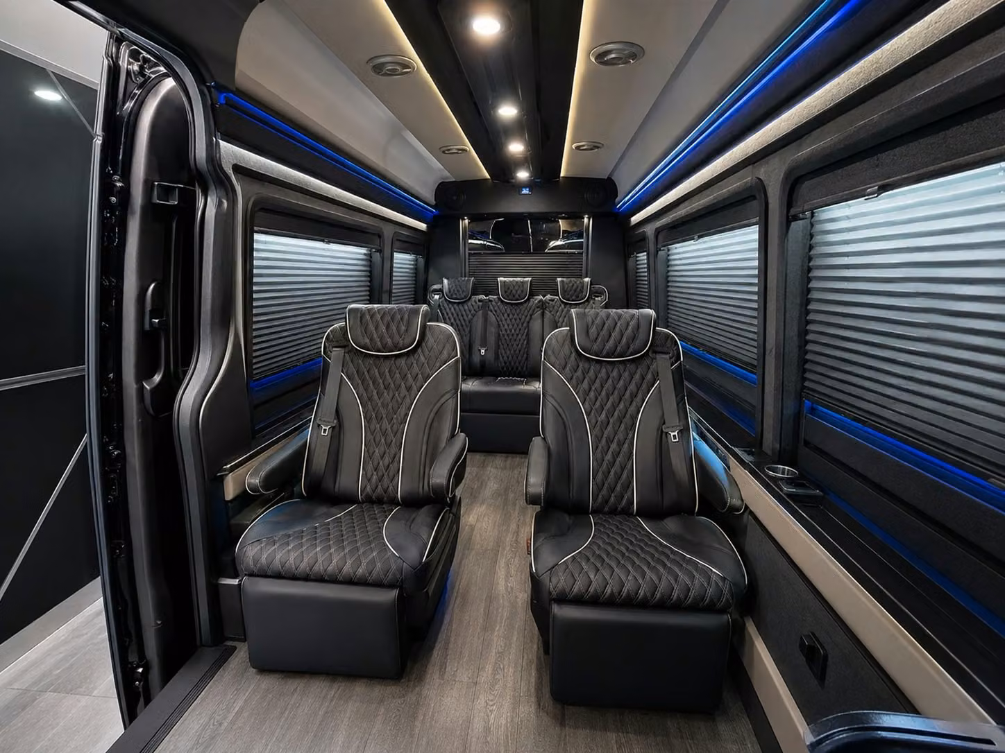 with uplandcharterbus com booking a return airport pickup is just as easy as the drop off